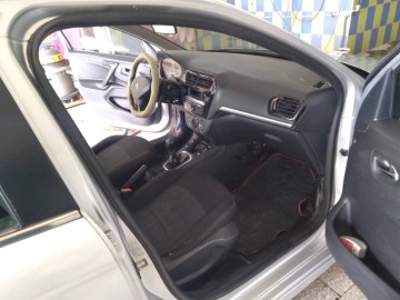 Peugeot 301 2014 Allure